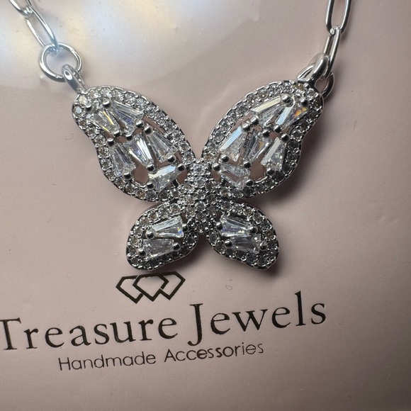 Treasure Jewels Delicate Silver Butterfly Pendant Necklace - Picture 4 of 6